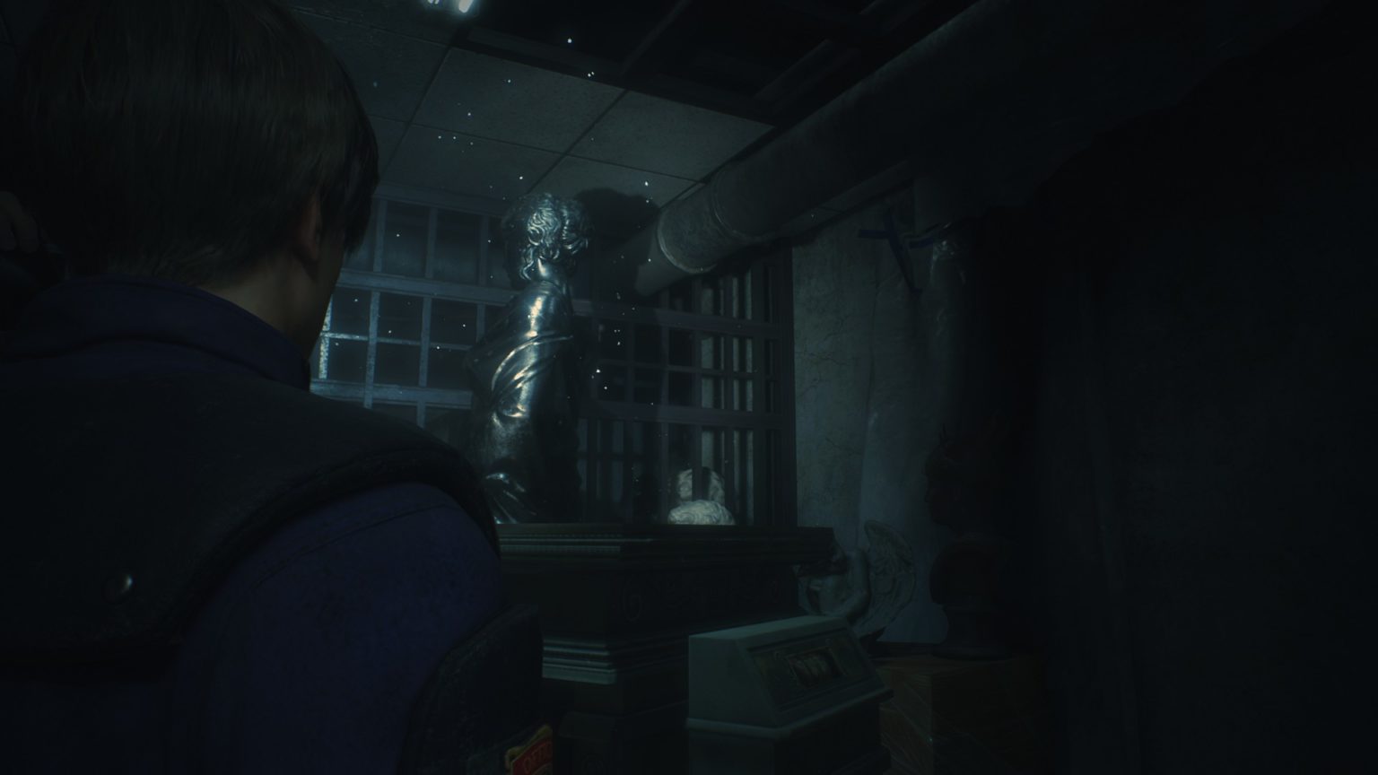 Medaglioni e statue in Resident Evil 2 Remake [Leon 2nd run] Petar Karan